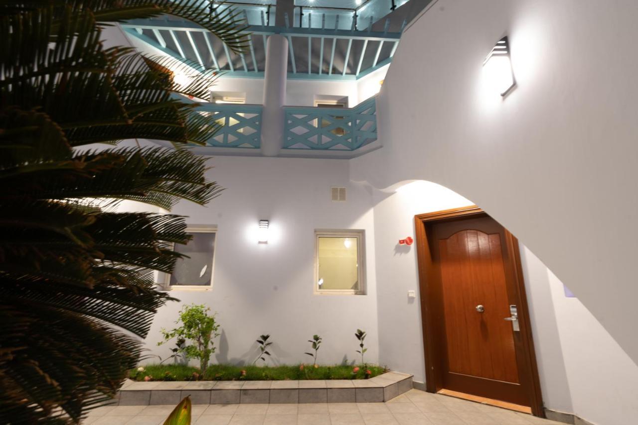 مجمع لاقون السكني - للعائلات فقط Hotel Jeddah Exterior photo